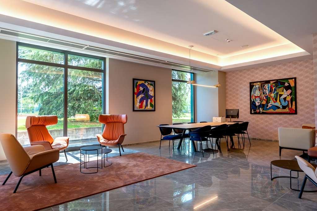 Doubletree By Hilton Milan Malpensa Solbiate Olona Hotel Fasilitas foto