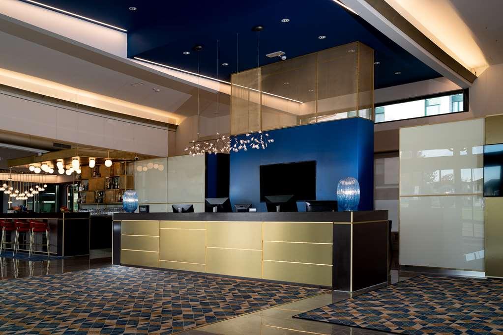 Doubletree By Hilton Milan Malpensa Solbiate Olona Hotel Bagian luar foto
