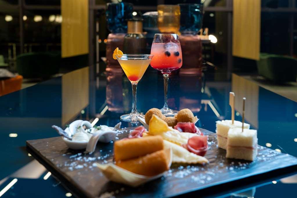 Doubletree By Hilton Milan Malpensa Solbiate Olona Hotel Restoran foto