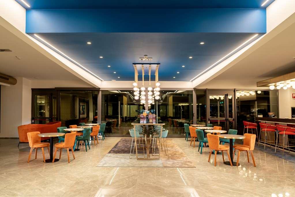 Doubletree By Hilton Milan Malpensa Solbiate Olona Hotel Restoran foto